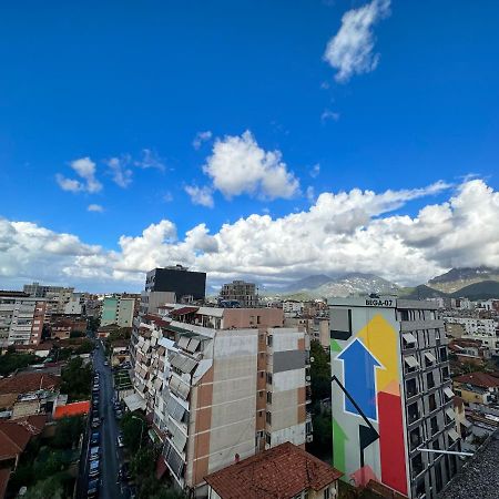 Balkan Rooftop Apartment 地拉那 外观 照片